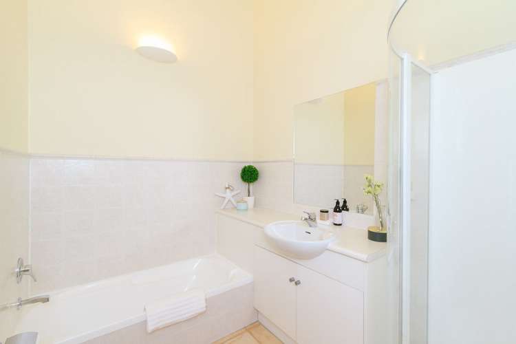 8/28 Hobson Street Thorndon_12