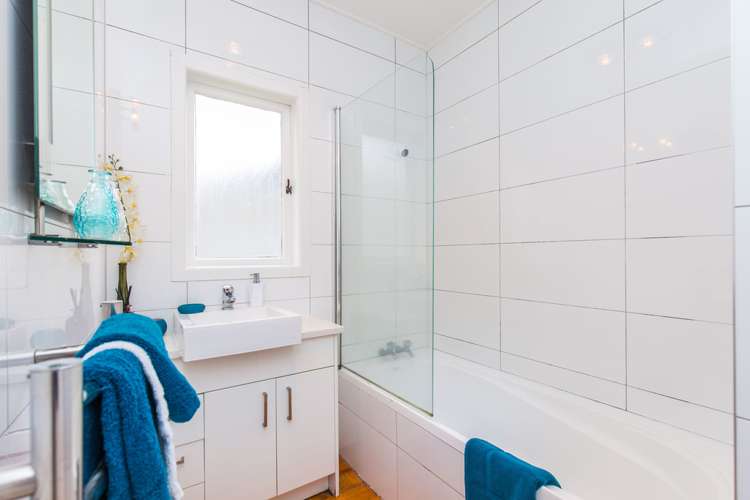 94 Abbotts Way Remuera_13