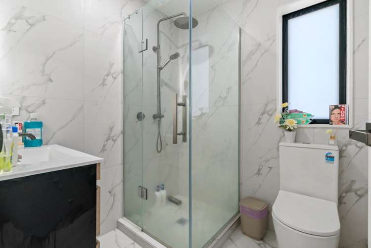 1/19 Calvert Avenue Mangere East_8