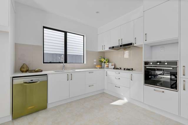 10D Pax Avenue Forrest Hill_3