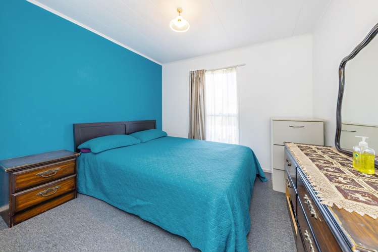 7 Agar Place Favona_11