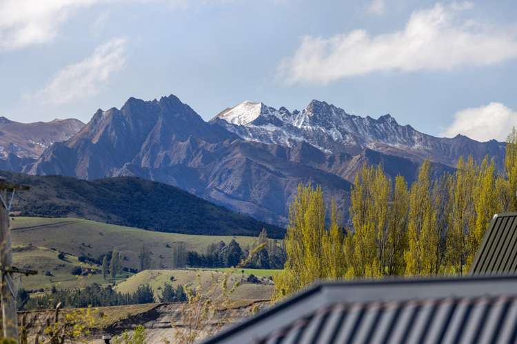 1b Kidds Way Albert Town_24