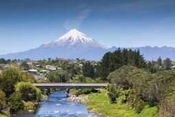 NZ's best buyer's market? New Plymouth prices drop as sellers look to strike deals