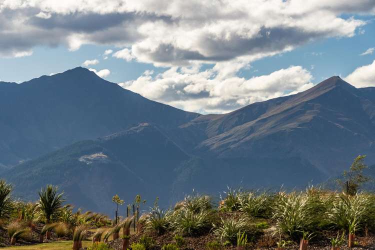 3 Water Race Lane Jacks Point_19