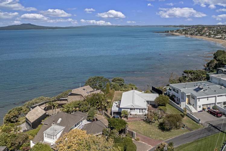 49 Beach Road Castor Bay_25