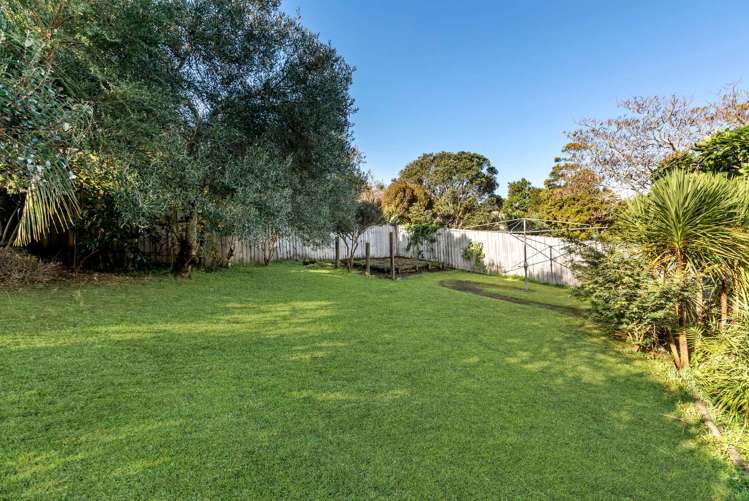 16 Autumn Avenue Glen Eden_16