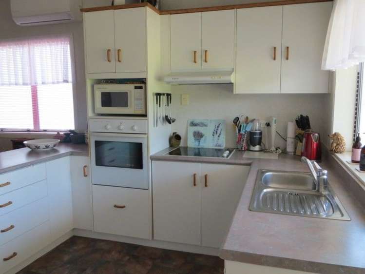 16 Longfellow Street Te Aroha_7