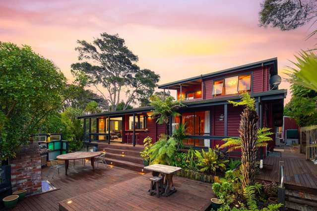 Beachfront Family Home