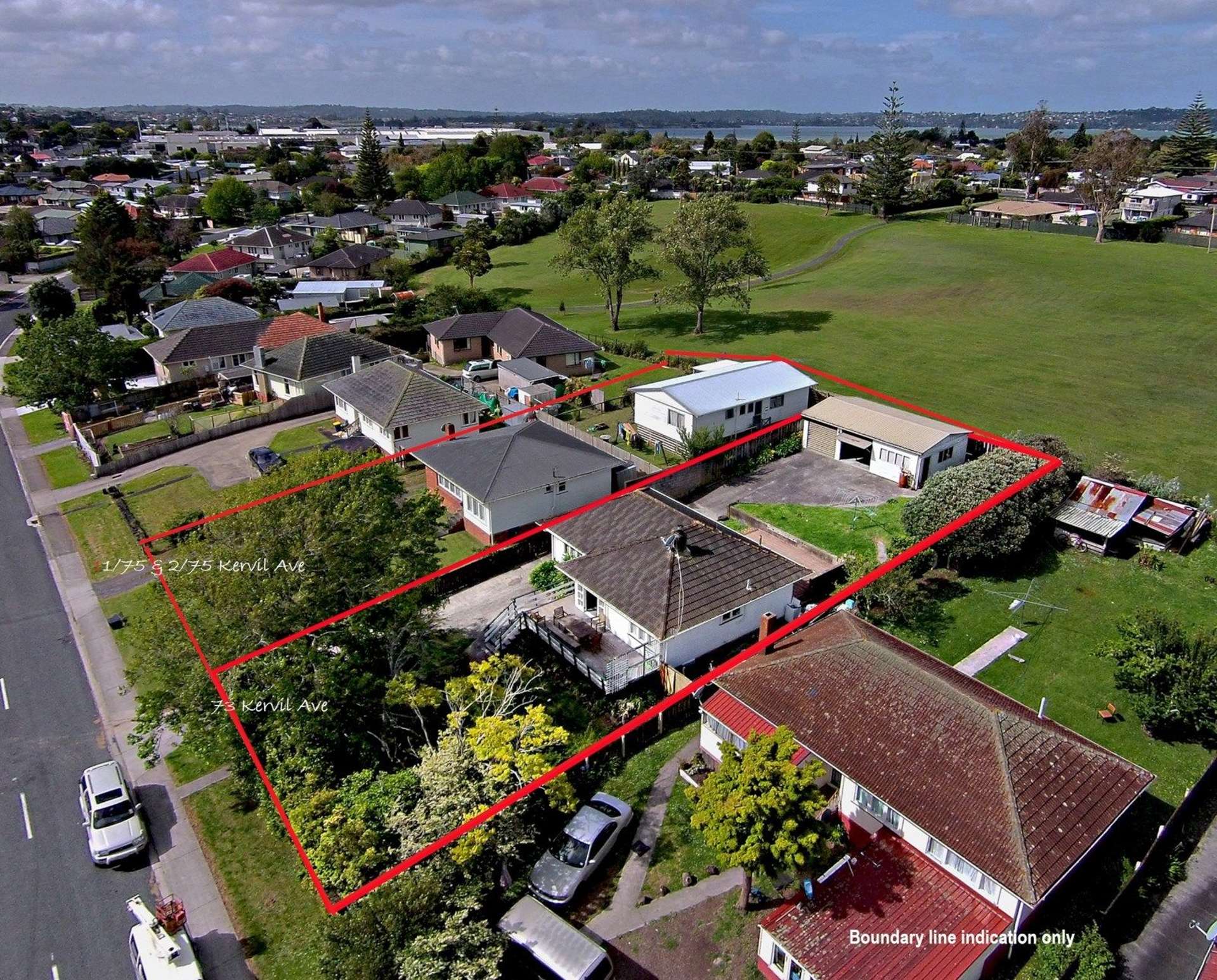 2/75 Kervil Avenue Te Atatu Peninsula_0