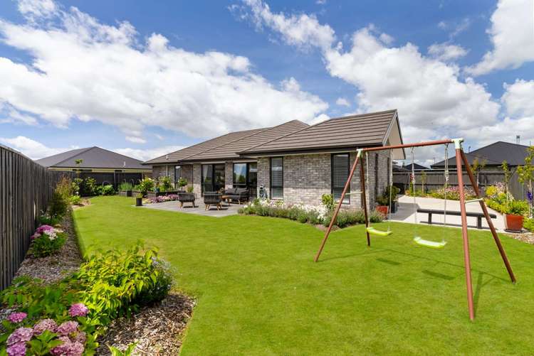 73 Oaks Drive Lincoln_18