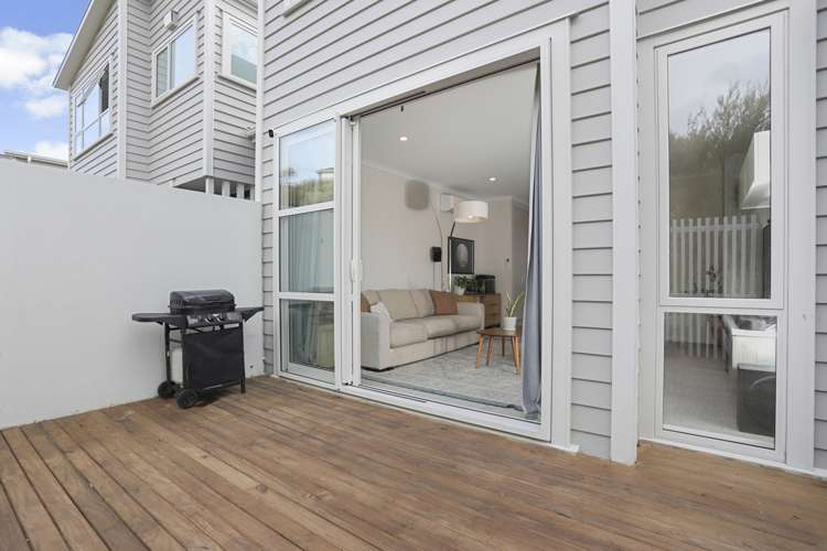 3 Sanremo Lane Stanmore Bay_15