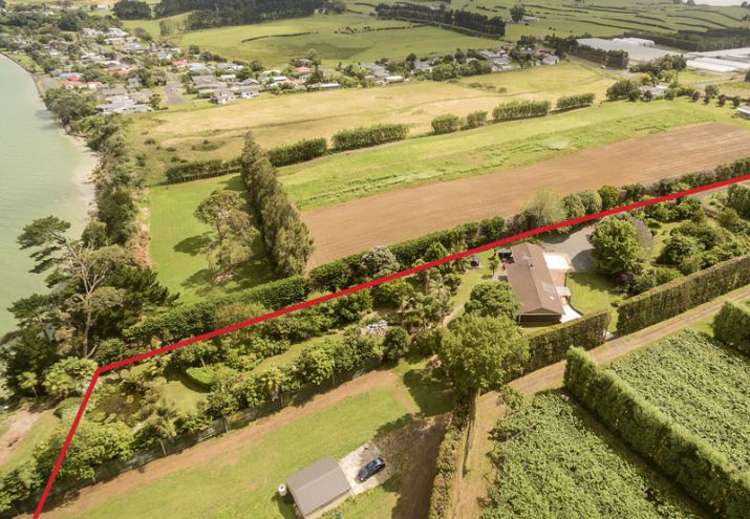 453 Glenbrook Beach Road Glenbrook_4