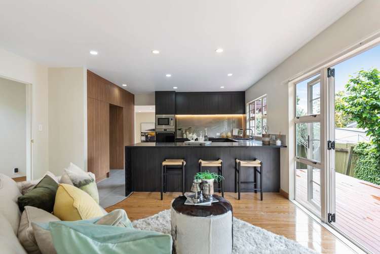 1/27a Kingsview Road Mount Eden_6