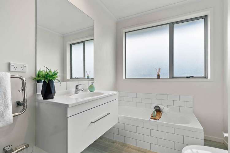 1 Herons Lane Mangawhai_11