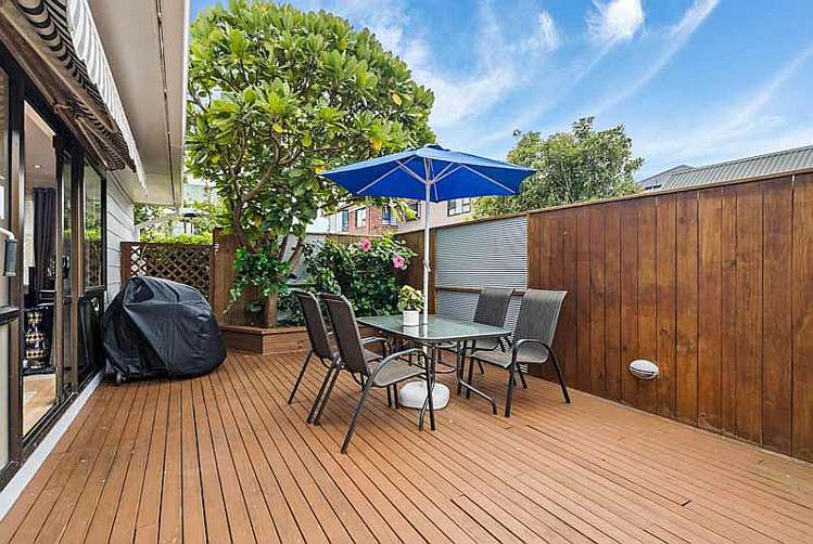 2/18 Vincent Street Howick_13