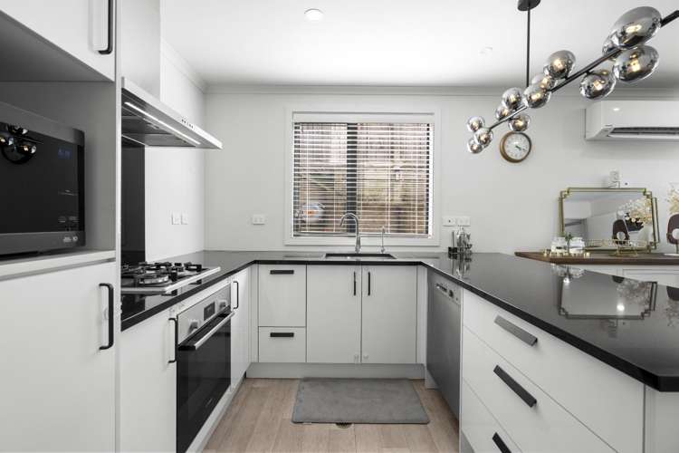 2/65 Cabourne Drive 1071_4