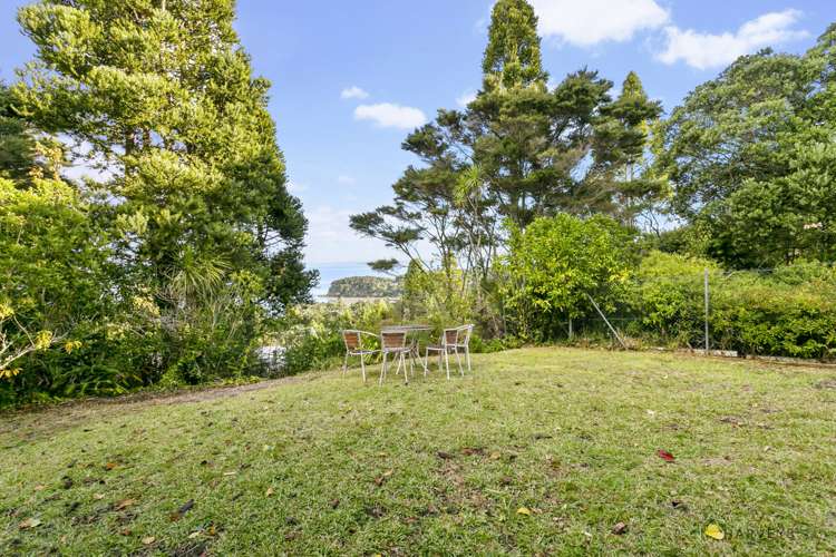 94 Takahe Road Titirangi_24