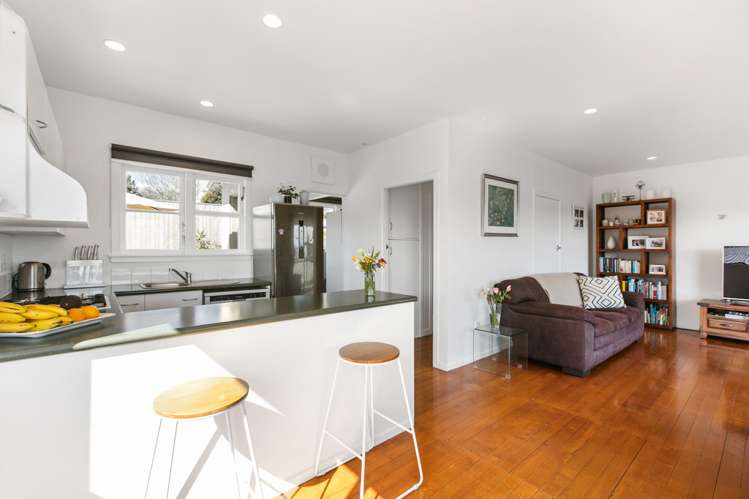 31 Church Crescent Panmure_10