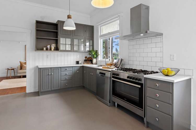 65 Aramoana Avenue Devonport_9