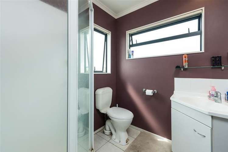 46 Waipuna Grove Welcome Bay_12