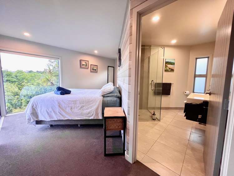 5c Sunshine Rise Raglan_36