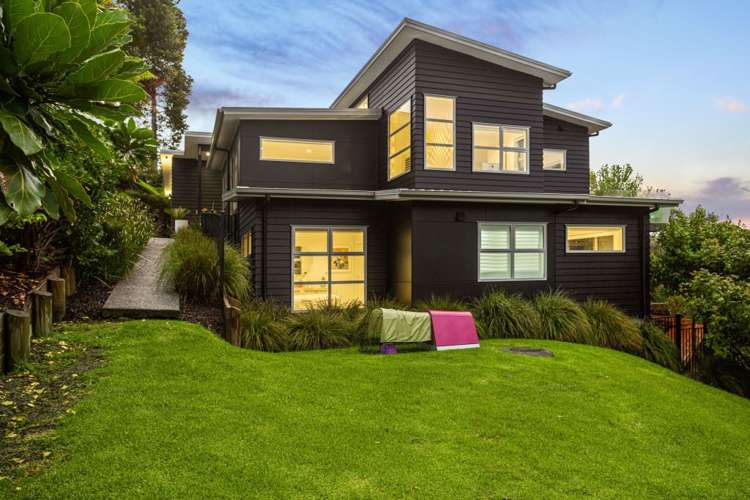 19 Churchouse Road Greenhithe_7