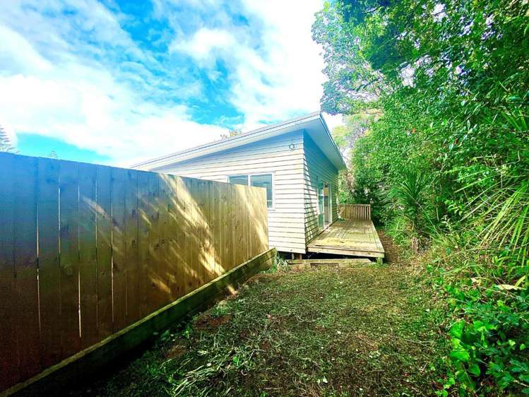 15a Maori Hut Road Red Beach_11