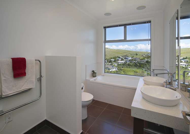 13 Farleigh Street Atawhai_14