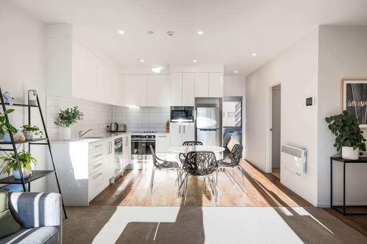 205/38A Fraser Avenue_2