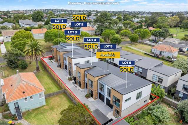 Brand New and Freehold – One Left!