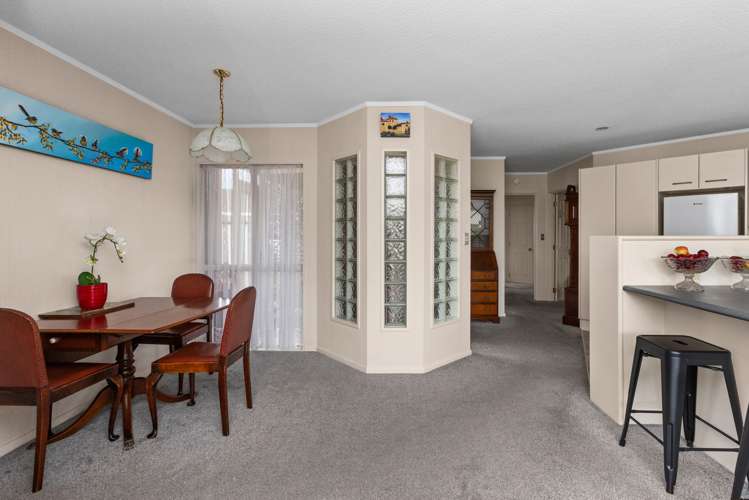 11b Cheval Place Taradale_5