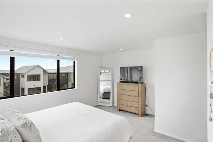 62 Seafarer Crescent Stanmore Bay_14