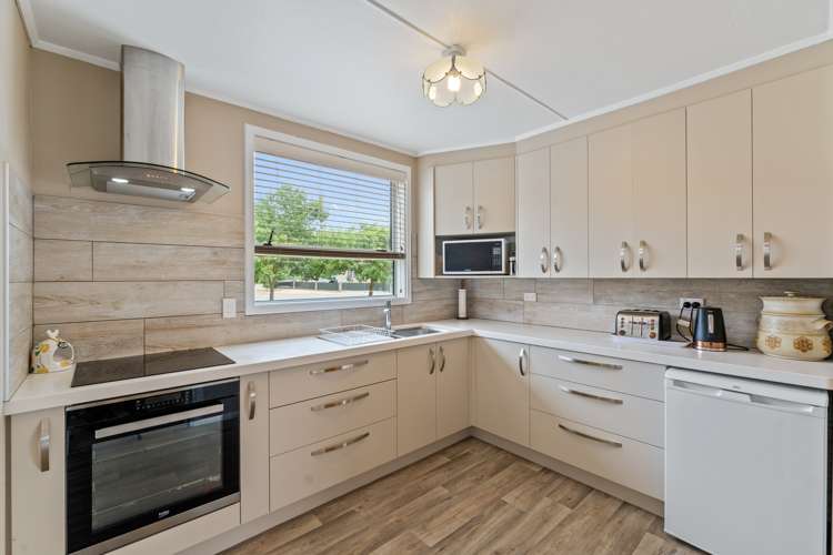 3 Saint Cuthbert Place Omarama_8