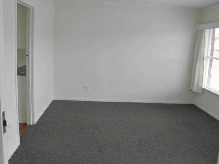 2/16 Karaka Street Takapuna_5