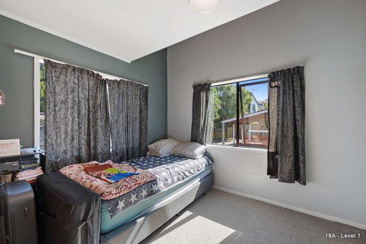 18 Sulphur Beach Road Northcote Point_32