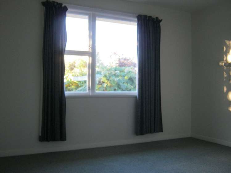 13 Washington Crescent Redwoodtown_6