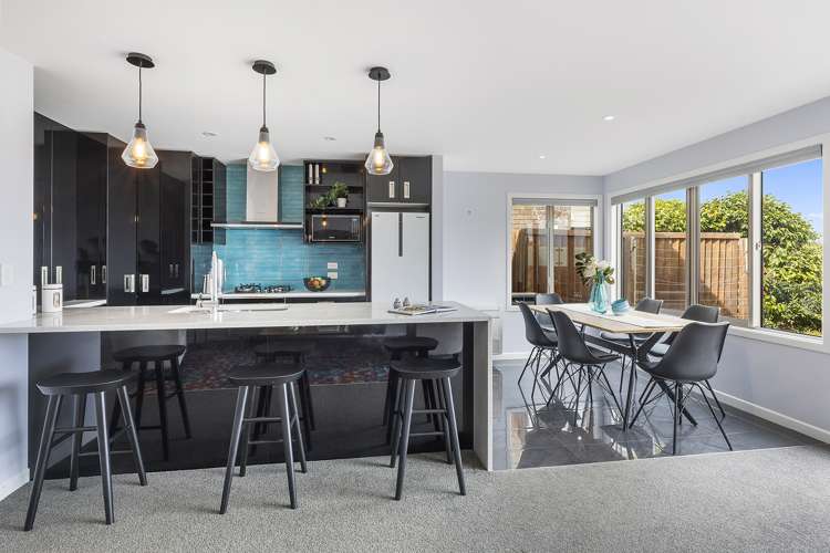 5 Countess Close Maupuia_5