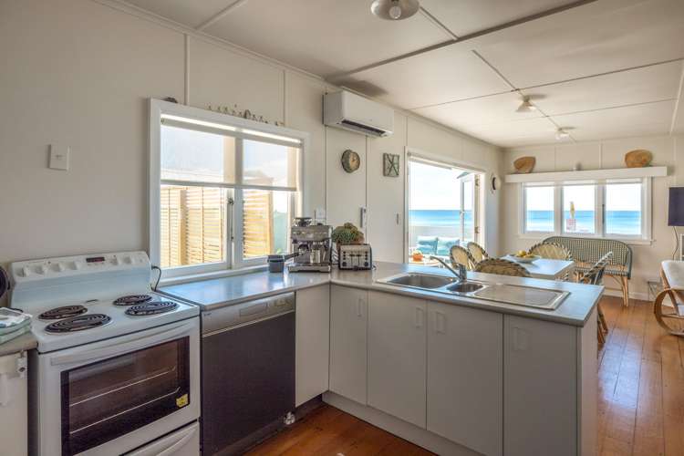 35 The Strand Onetangi_6