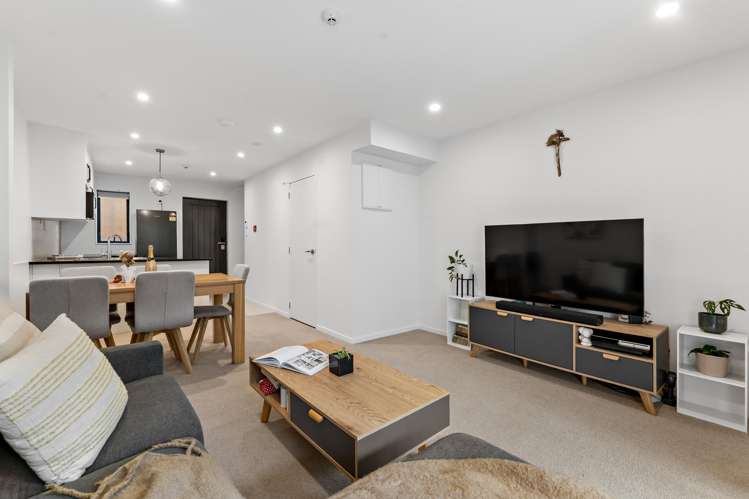 16/18 Hewlett Road_2