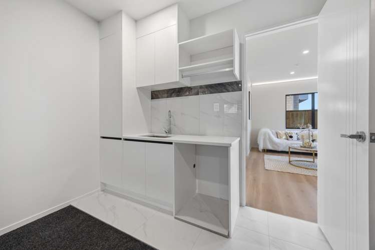 11 Mill Hill Close Flat Bush_50