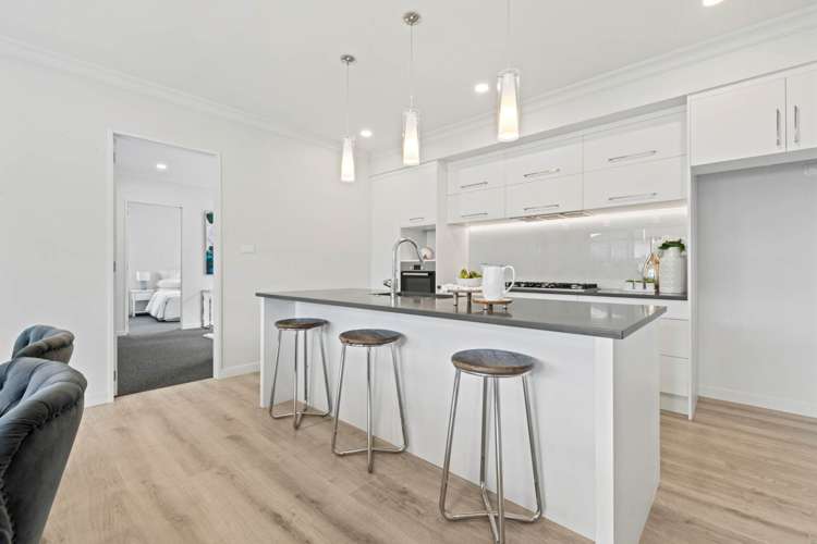 69 Golden Morning Drive Albany Heights_8