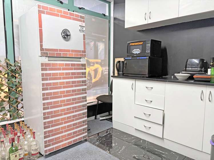 Unit 3/4 Freeman Way Manukau_5
