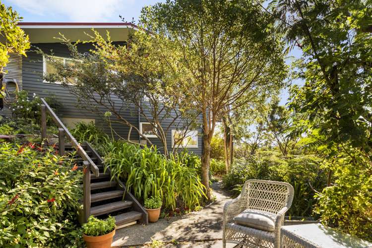 86 Totara Road Miramar_16