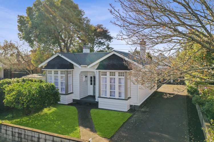 1 Whyte Street Hamilton East_17