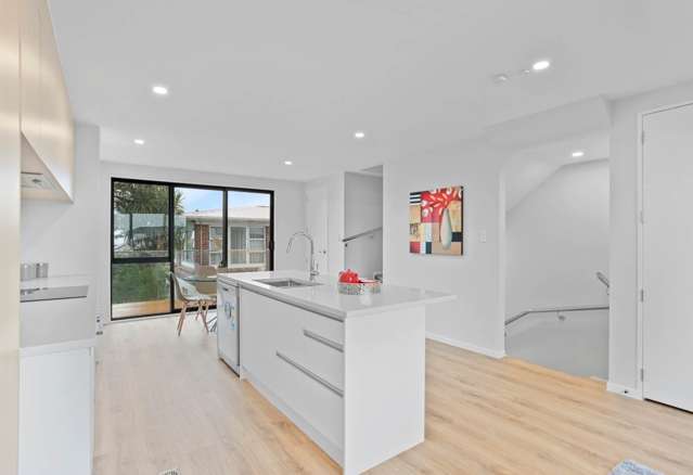 2/30 Woodford Avenue Henderson_2