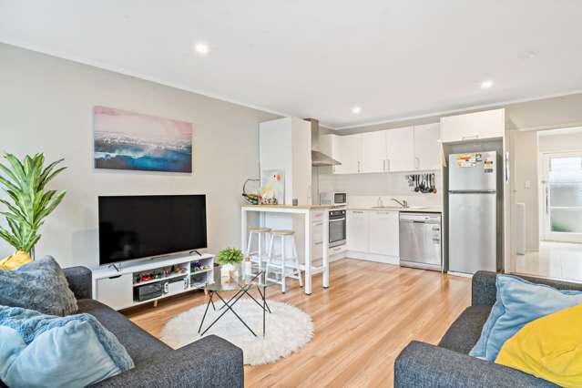 2/20 Campbell Road Royal Oak_1