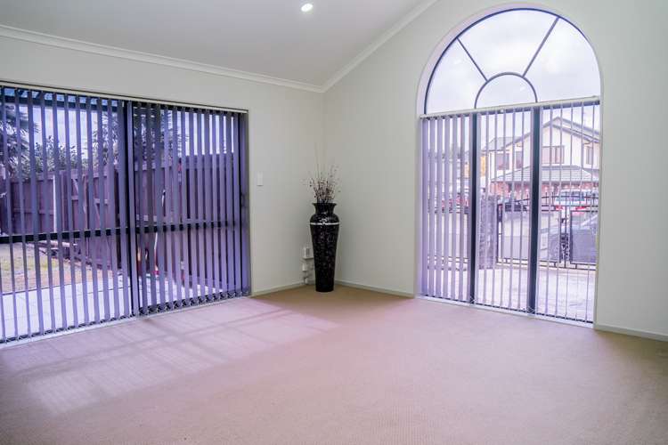 37 Peninsula Road Mangere_1