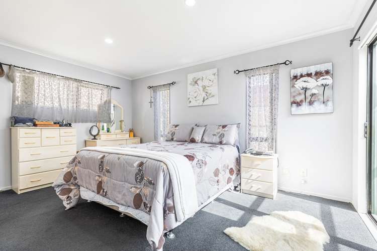 52 Hewlett Road Massey_20