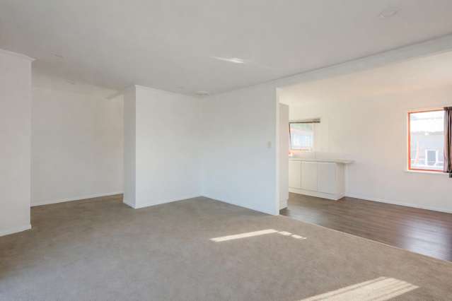 1 & 1a Myrtle Grove Putaruru_4