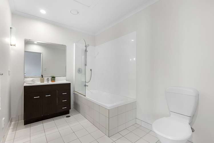 4m/20 Charlotte Street Eden Terrace_8